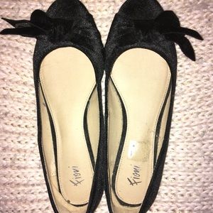 Velvet Black flats